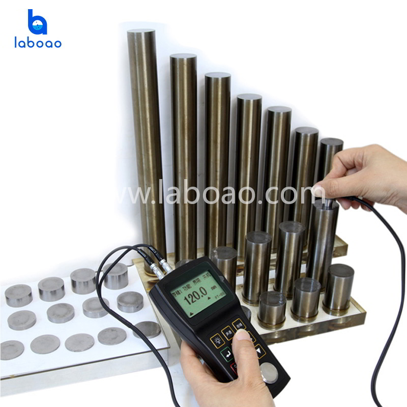 Mini jauge d'épaisseur à ultrasons numérique pour le test des métaux   Chine Mini jauge d'épaisseur à ultrasons numérique pour le test des métaux  Fabricant et fournisseur - LABOAO